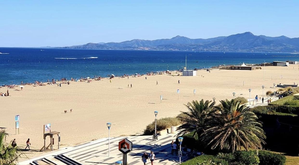 Apartamento Les Pieds Dans L'Eau Canet-en-Roussillon Exterior foto